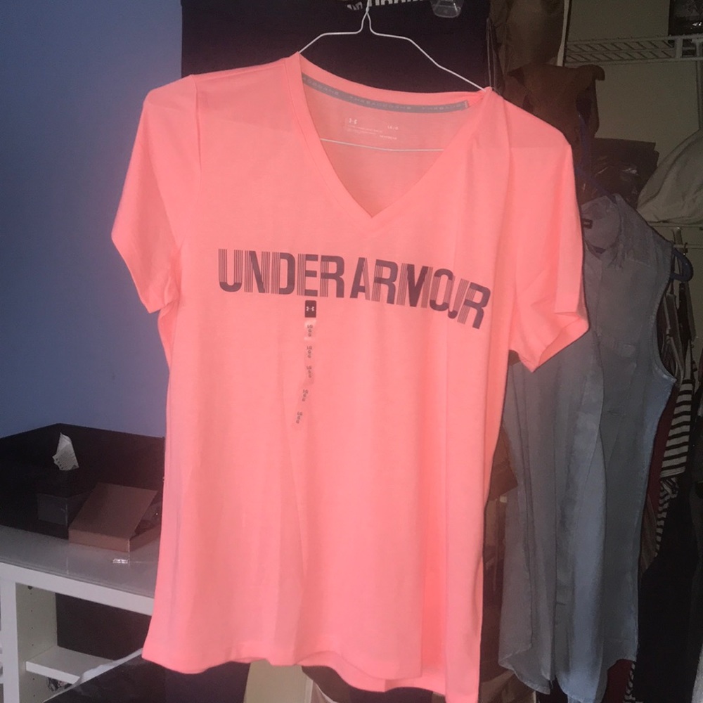 Coral under armor T-shirt